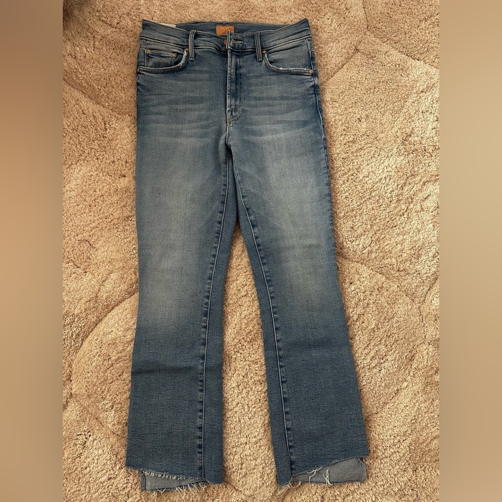 Mother Insider crop step fray